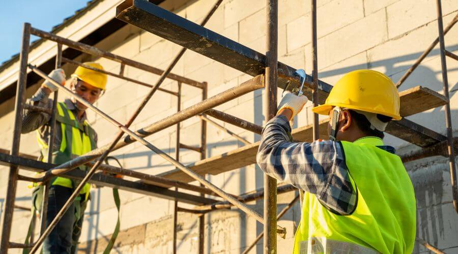 Professional fairlawn roofing services in Bethalto, IL